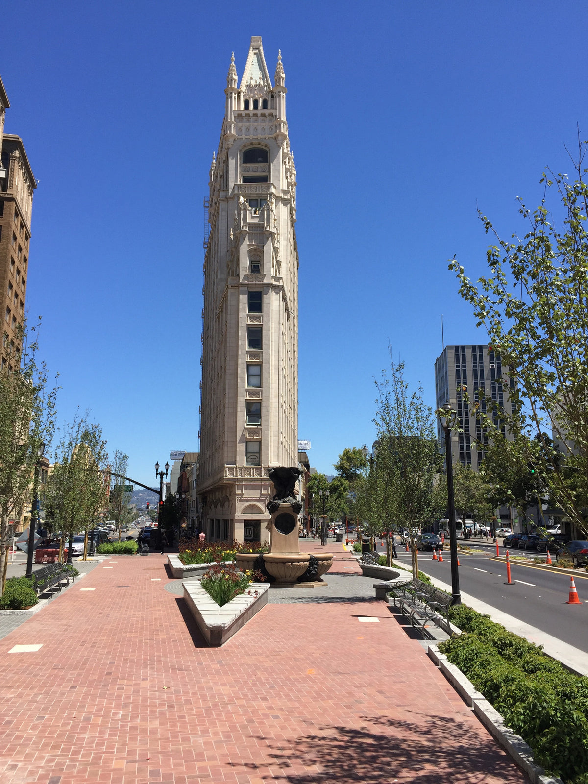 Let's Talk About Oakland: Latham Square