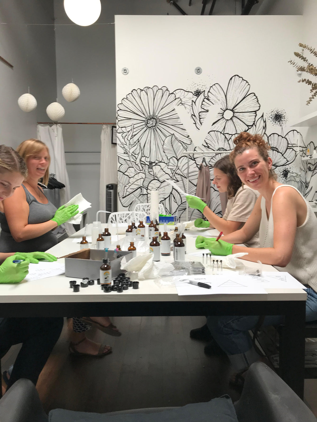 2/8 Personalized Perfume Workshop @ Sphere