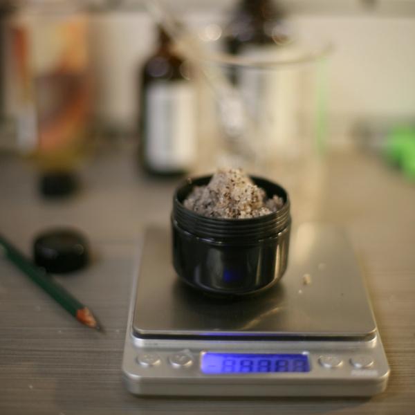 Black Sand Body Scrub WHOLESALE - VISCERA