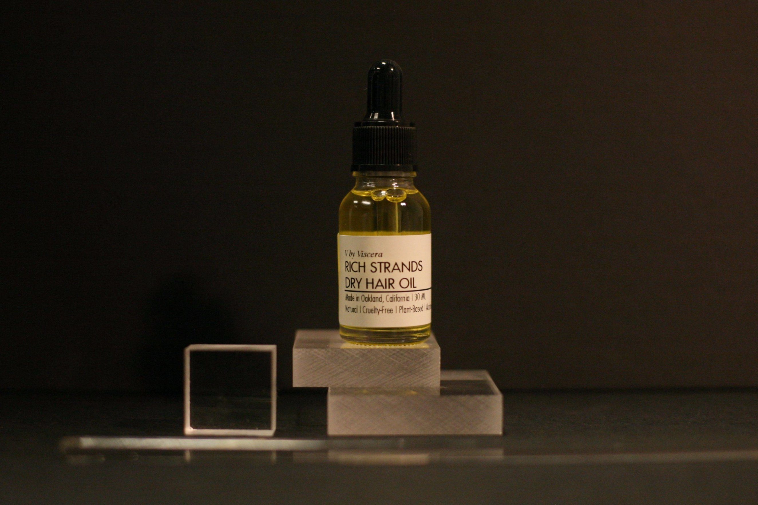 Rich Strands Smoothing Dry Hair Oil - VISCERA