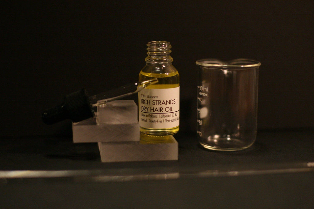 Rich Strands Smoothing Dry Hair Oil - VISCERA
